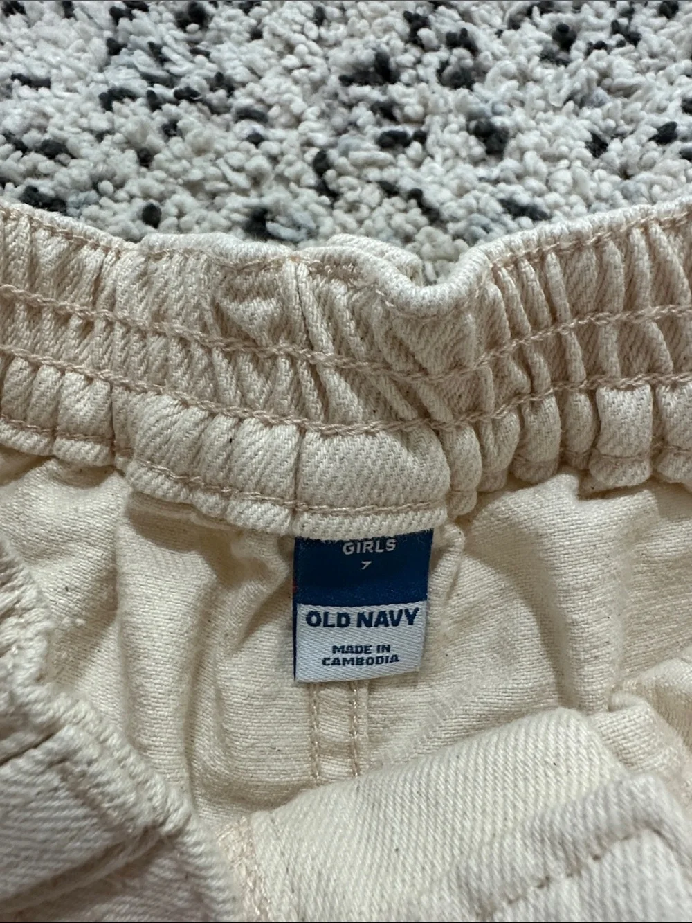 Old Navy Cream Utility Shorts with Elastic Waist